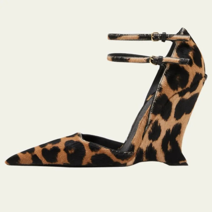 Vellera Wedge Pumps