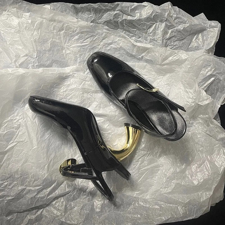 Arco Sculpted Heel Slingbacks