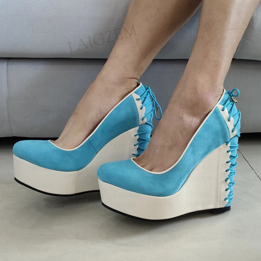 Bicolora Contrast Platform Wedge Pumps