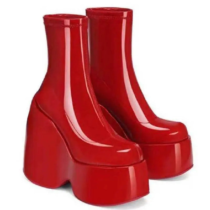 Vernice Platform Boots