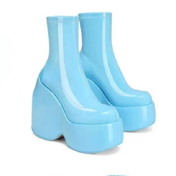 Vernice Platform Boots