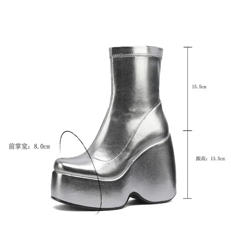 Vernice Platform Boots