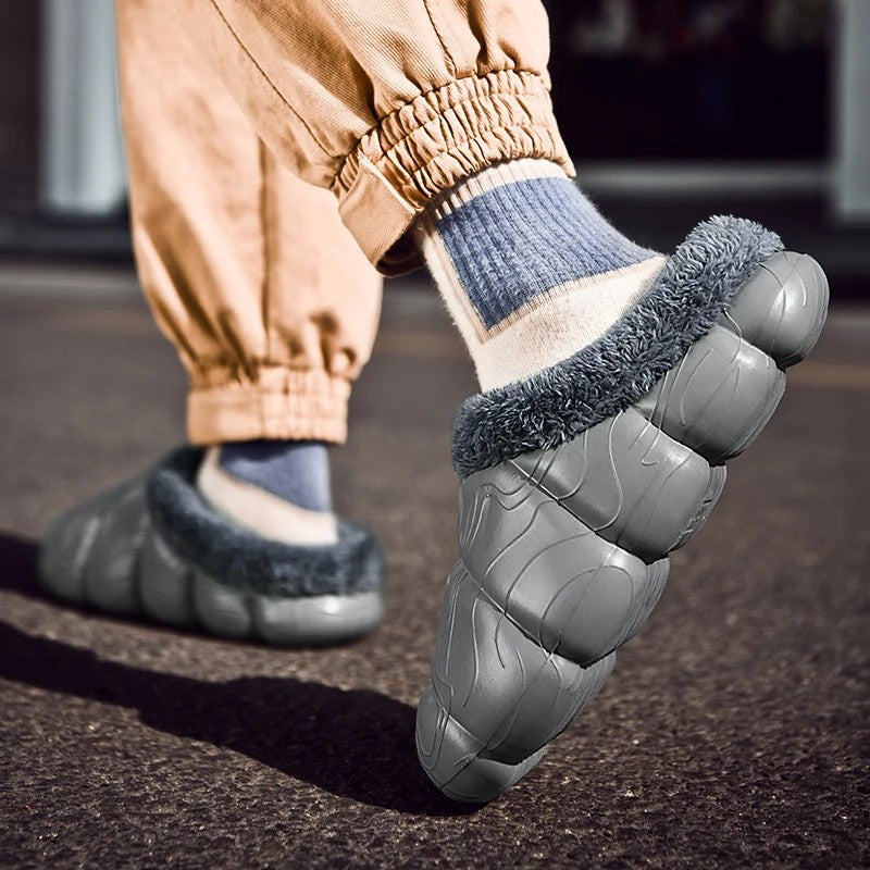 Boulder Fleece-Lined Clogs