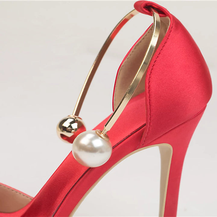 Perlata Arc Pumps