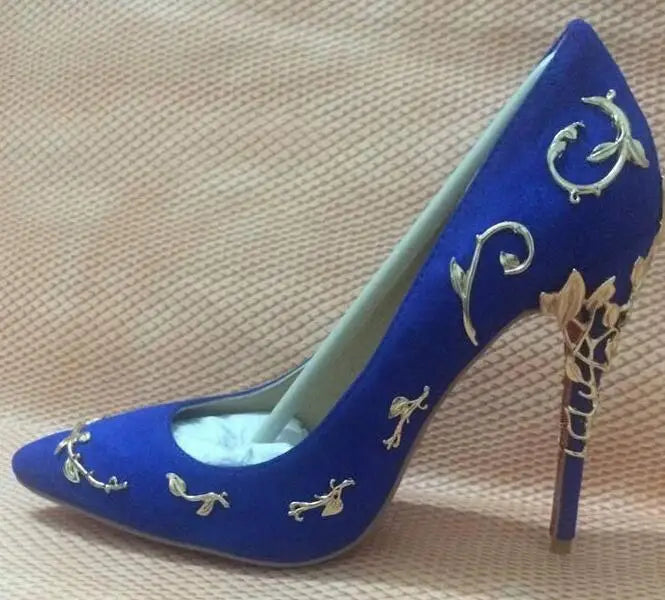 La Notte Vine Pumps