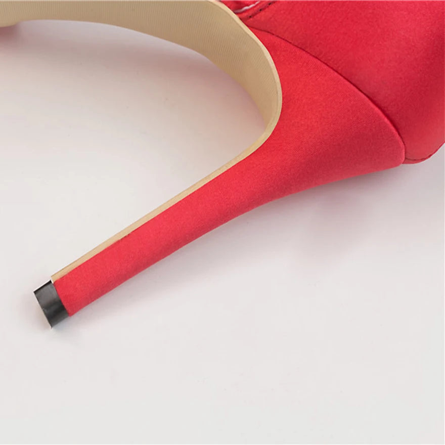 Perlata Arc Pumps