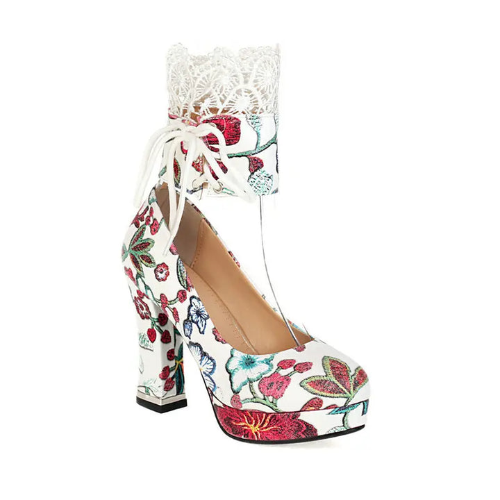 Giardina Floral Lace-Cuff Pumps