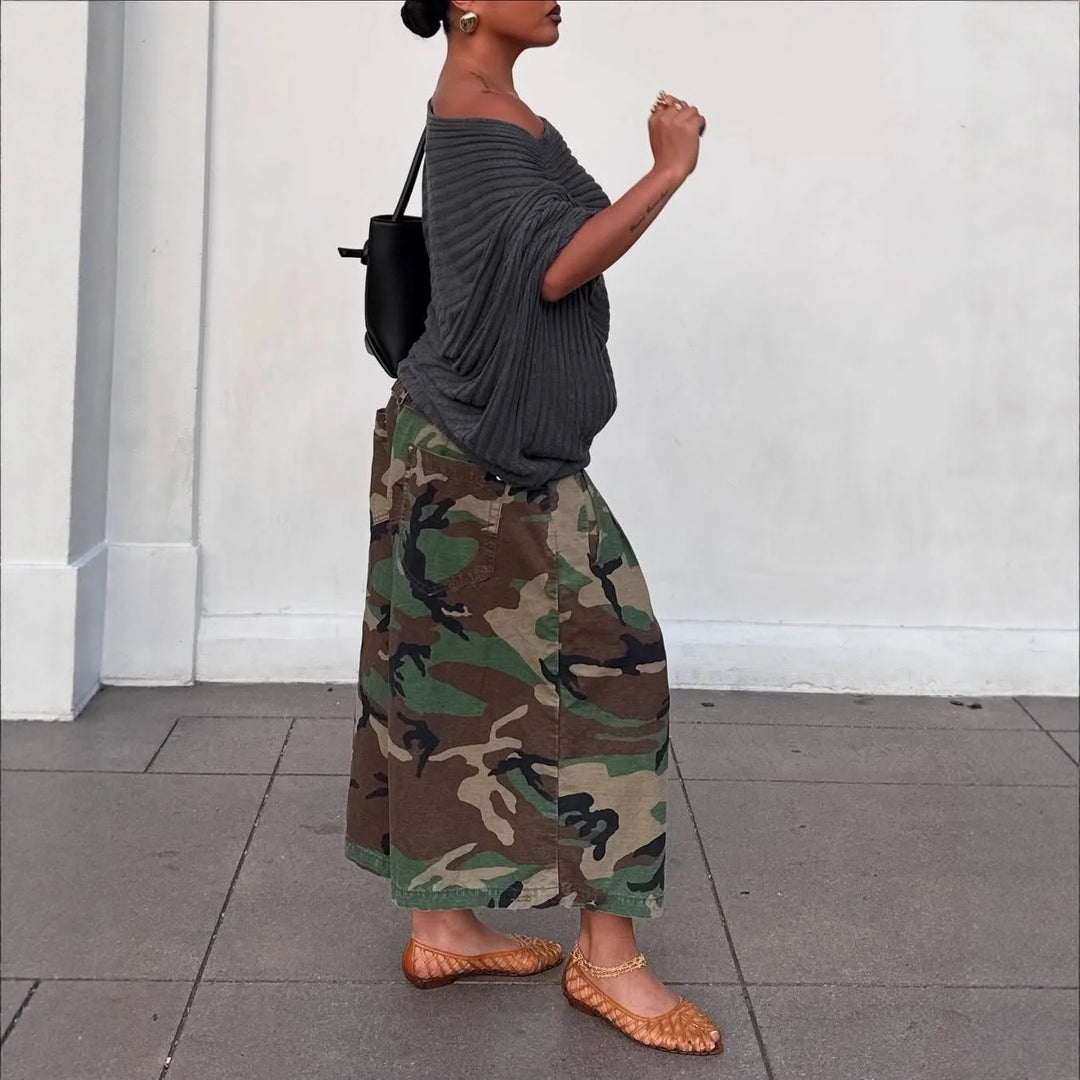 Chameleo Wide-Leg Cropped Trousers