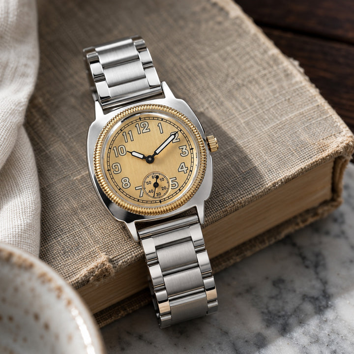 Almanac Small-Second Watch — ce_p4k7_01