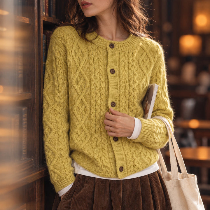 Aran Cable Wool Cardigan — ce_p4k7_01
