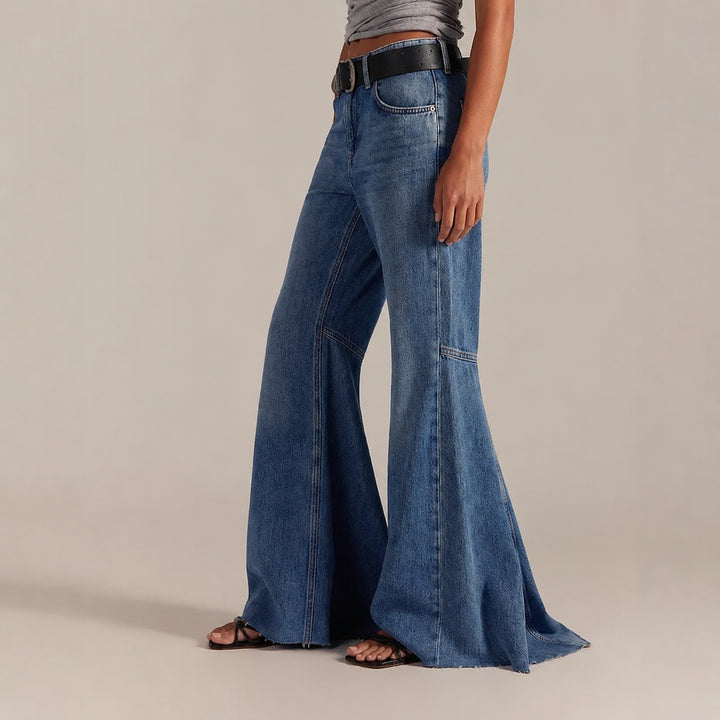 Campana Raw-Hem Flared Jeans — ce_pivot_side_03