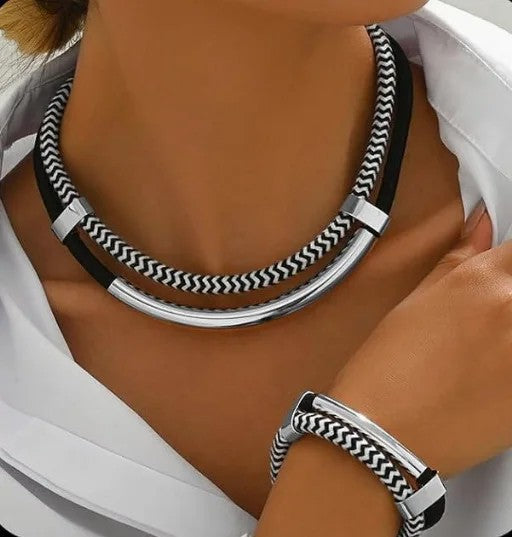 Boulevard Cord Necklace Set