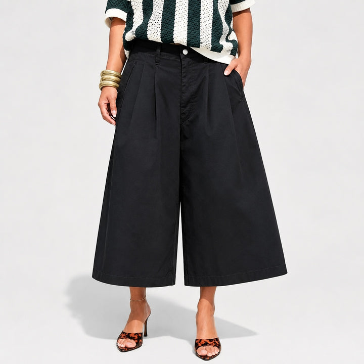 Pleatino Wide-Leg Cropped Trousers — ce_pivot_front_03