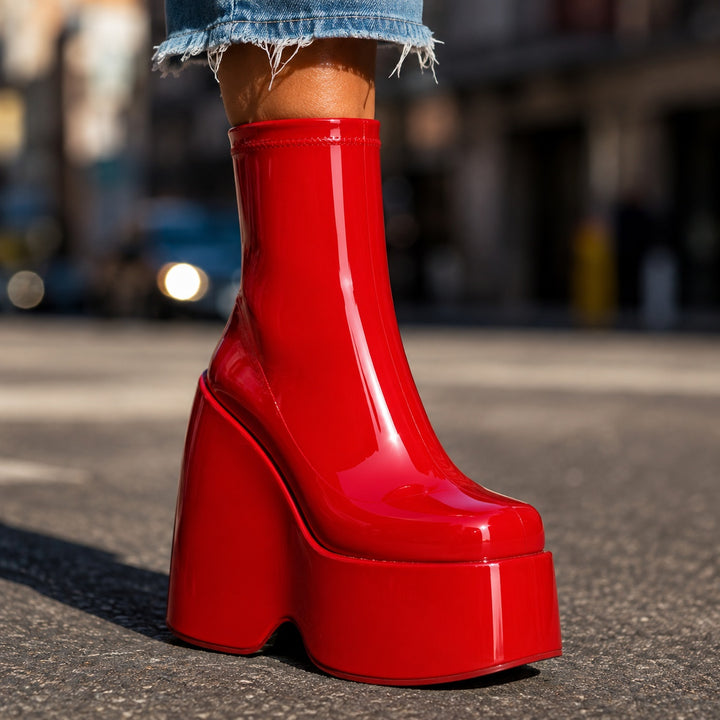 Vernice Platform Boots — ce_brooklyn_s2_01